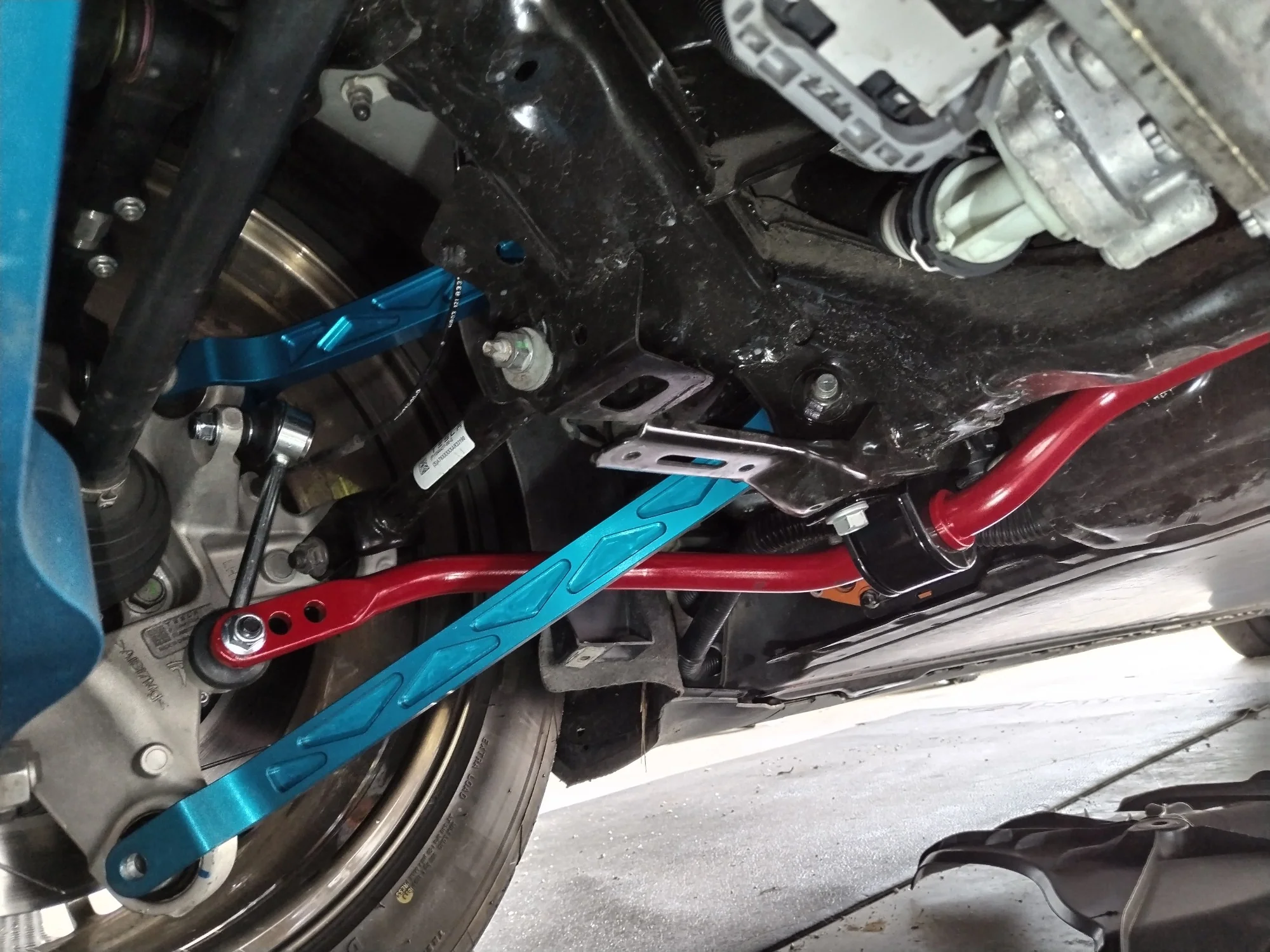 Precision Works Adjustable Sway Bars - Tesla Model 3 - Image 5